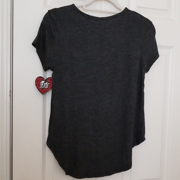 BNWT DK Heather Grey Tshirt - Picture 4 of 6